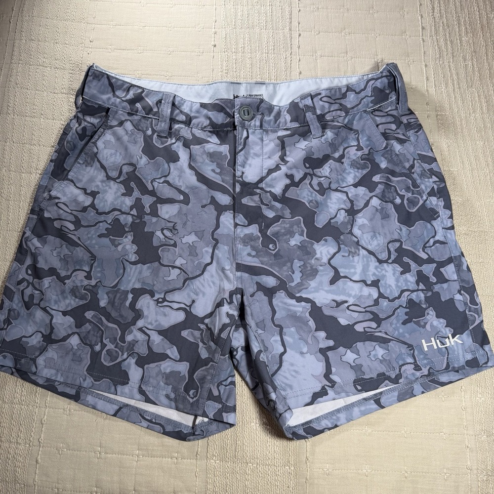 HUK Low Country Fishing Shorts Men's XXL Blue Camo Performance Stretch‎ 6"